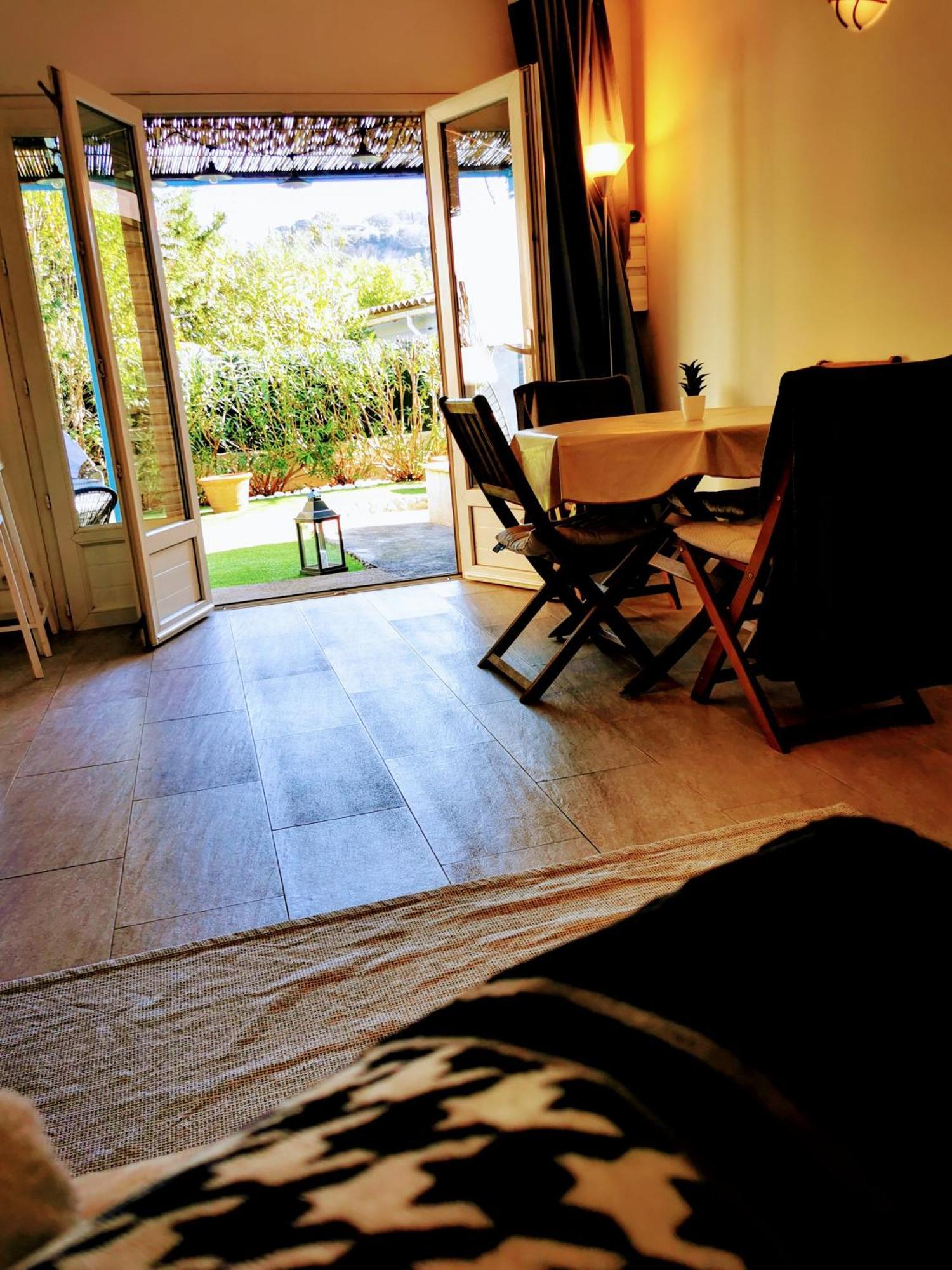 Jardin Privatif 300m De La Apartment